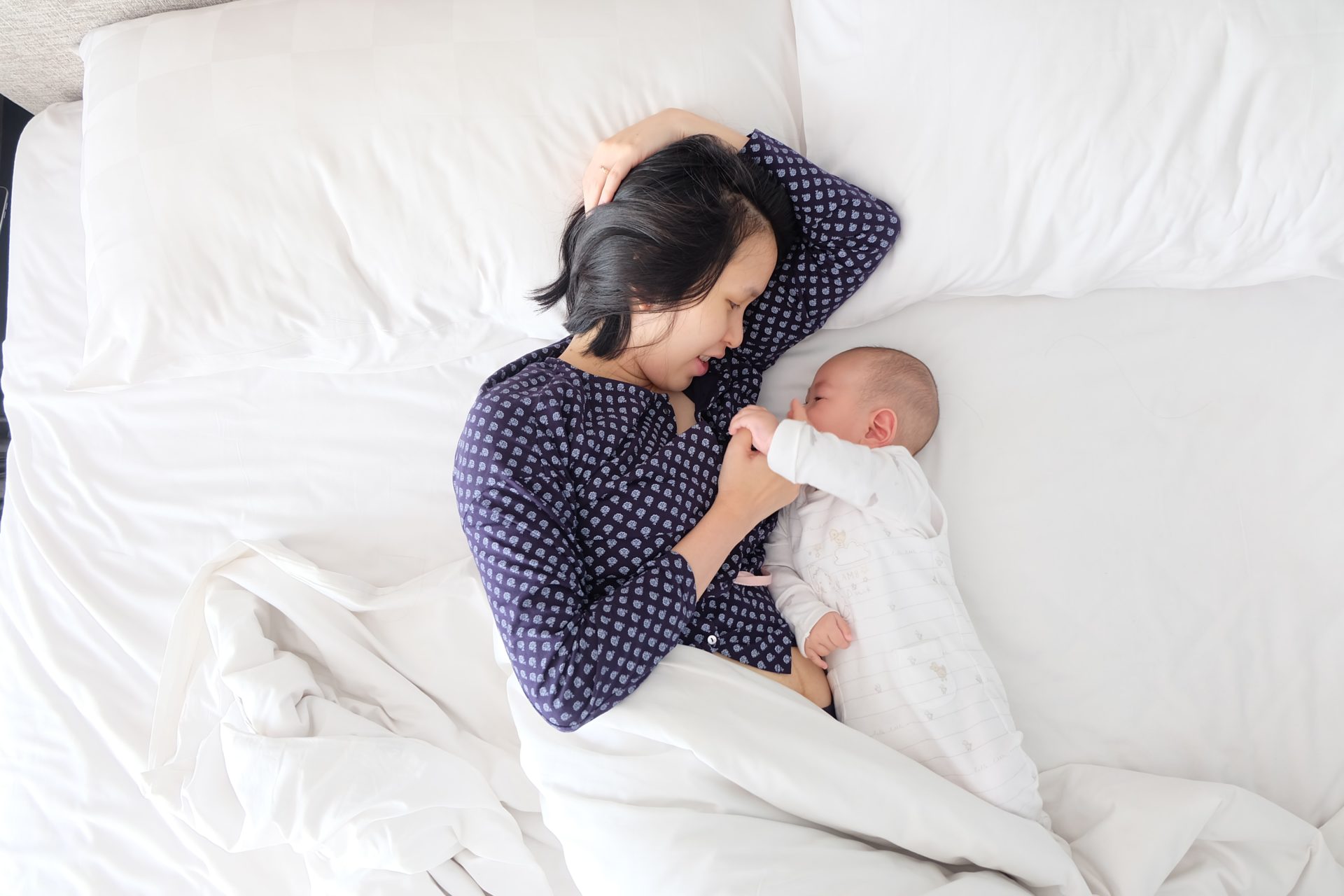 THOUGHTFUL GIFTS FOR THE NEW MOM